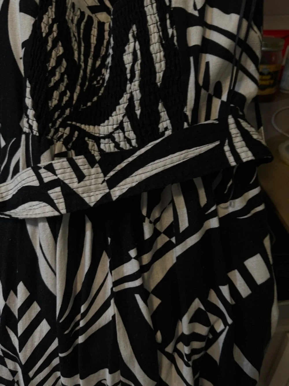 Tahari Black and White Tropical Print Maxi jump suit with Belt - Picture 3 of 9